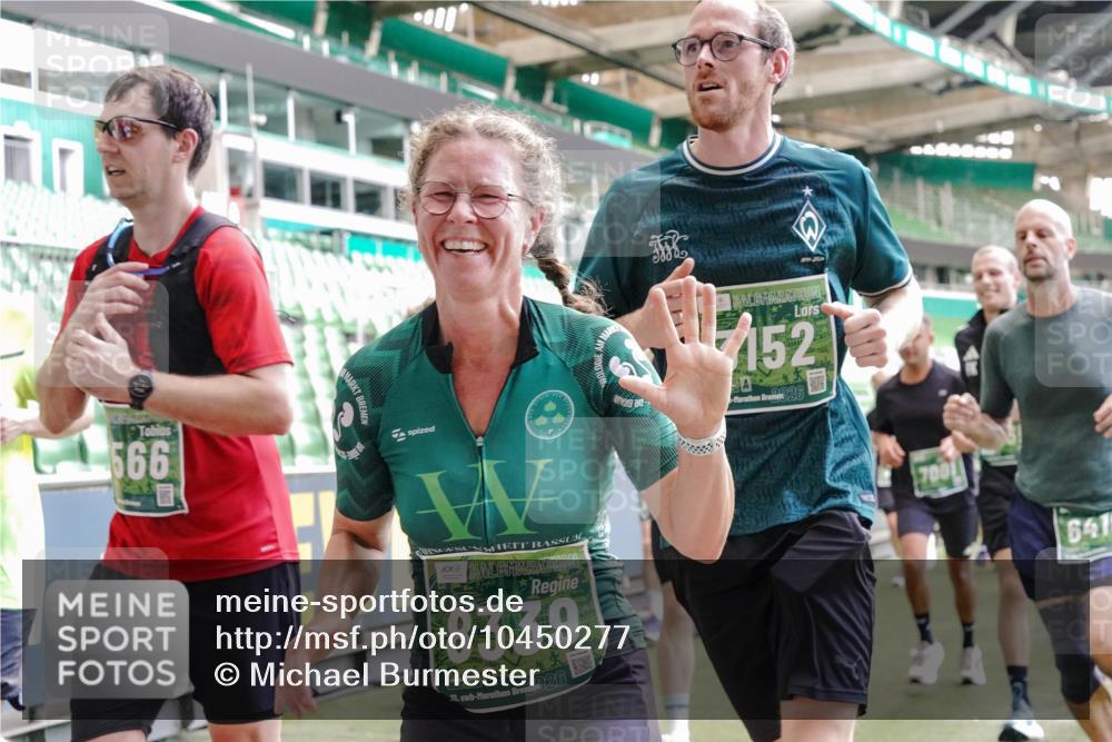 13.09.2026 - 21. swb-Marathon Bremen Michael Burmester http://msf.ph/oto/10450277 13.09.2026 13:09:19 Laufen im Stadion 164, 383, 391, 448, 532, 549, 551, 563, 625, 813, 869, 884, 898, 1025, 1072, 1124, 1150, 1180, 1285, 1289, 1398, 1559, 1688, 1880, 1899, 2041, 2208, 2215, 2229, 2232, 2243, 2366, 2380, 2413, 2429, 2441, 2467, 2471, 2525, 2530, 2573, 2594, 2611, 2635, 2692, 2714, 2717, 2727, 2782, 2785, 2823, 2841, 2866, 2897, 2920, 2930, 2931, 2941, 3032, 3063, 3086, 3291, 3316, 3327, 3333, 3398, 3437, 3707, 3769, 109 meine-sportfotos.de