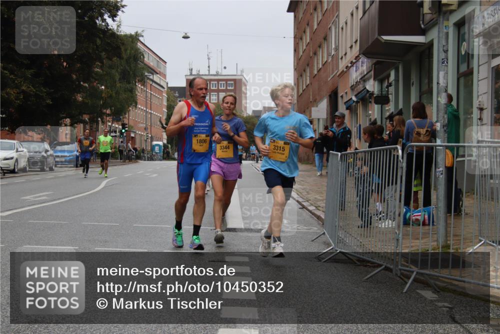 13.09.2026 - Kiel Lauf Markus Tischler http://msf.ph/oto/10450352 13.09.2026 09:38:34 Fleethörn 1806, 3344, 35, 3315 meine-sportfotos.de