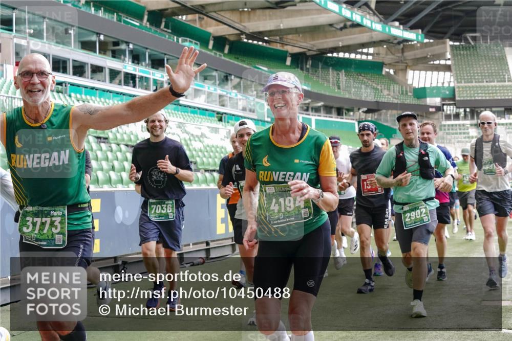 13.09.2026 - 21. swb-Marathon Bremen Michael Burmester http://msf.ph/oto/10450488 13.09.2026 13:09:23 Laufen im Stadion 164, 383, 391, 448, 532, 549, 551, 563, 625, 813, 869, 884, 898, 1025, 1072, 1124, 1150, 1180, 1285, 1289, 1398, 1559, 1688, 1867, 1880, 1899, 2041, 2208, 2215, 2229, 2232, 2243, 2366, 2380, 2413, 2429, 2441, 2467, 2471, 2525, 2530, 2553, 2573, 2594, 2611, 2635, 2692, 2714, 2717, 2727, 2782, 2785, 2823, 2841, 2897, 2920, 2930, 2931, 2941, 3032, 3063, 3086, 3291, 3316, 3327, 3333, 3398, 3437, 3707, 3769, 109 meine-sportfotos.de