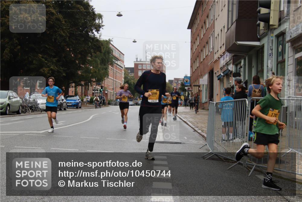 13.09.2026 - Kiel Lauf Markus Tischler http://msf.ph/oto/10450744 13.09.2026 09:41:06 Fleethörn 1671, 3299, 1787 meine-sportfotos.de