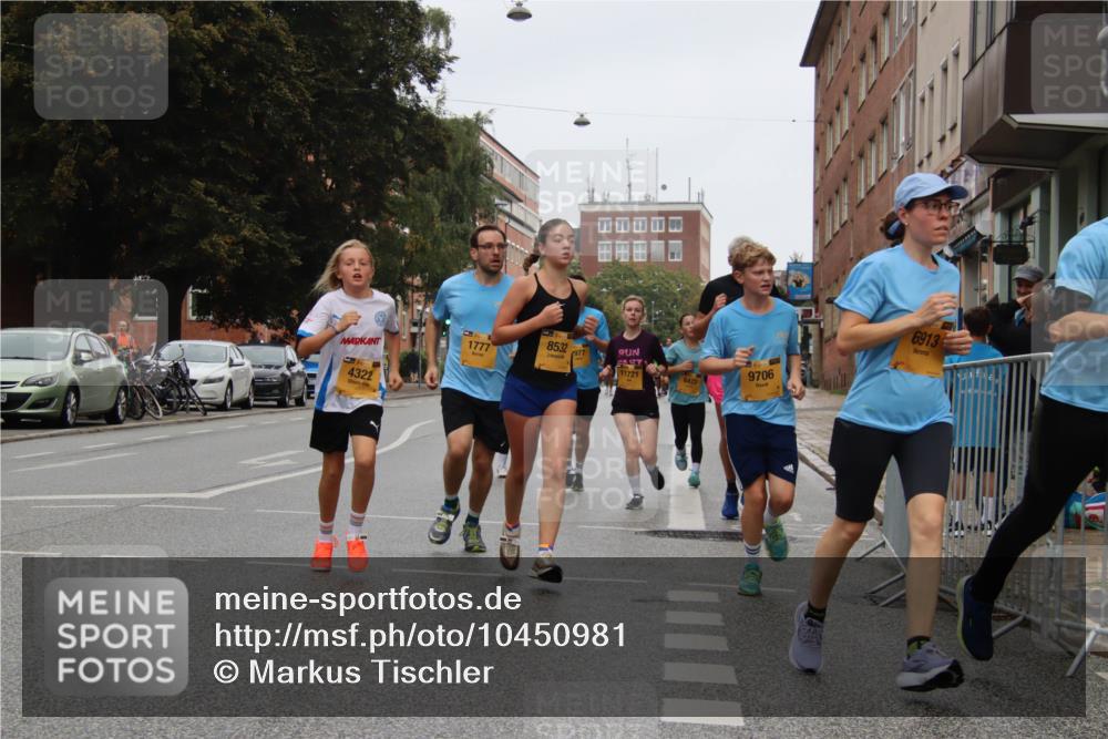 13.09.2026 - Kiel Lauf Markus Tischler http://msf.ph/oto/10450981 13.09.2026 09:42:26 Fleethörn 4322, 1777, 8532971, 11721, 6423, 9706, 6913 meine-sportfotos.de