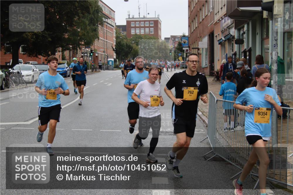 13.09.2026 - Kiel Lauf Markus Tischler http://msf.ph/oto/10451052 13.09.2026 09:42:53 Fleethörn 5530, 3850, 38, 762, 39, 9354 meine-sportfotos.de