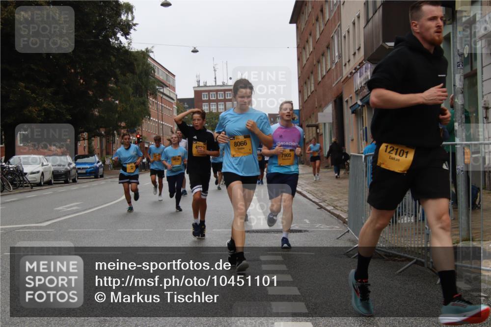 13.09.2026 - Kiel Lauf Markus Tischler http://msf.ph/oto/10451101 13.09.2026 09:43:15 Fleethörn 4922, 1, 39, 8066, 7905, 12101 meine-sportfotos.de