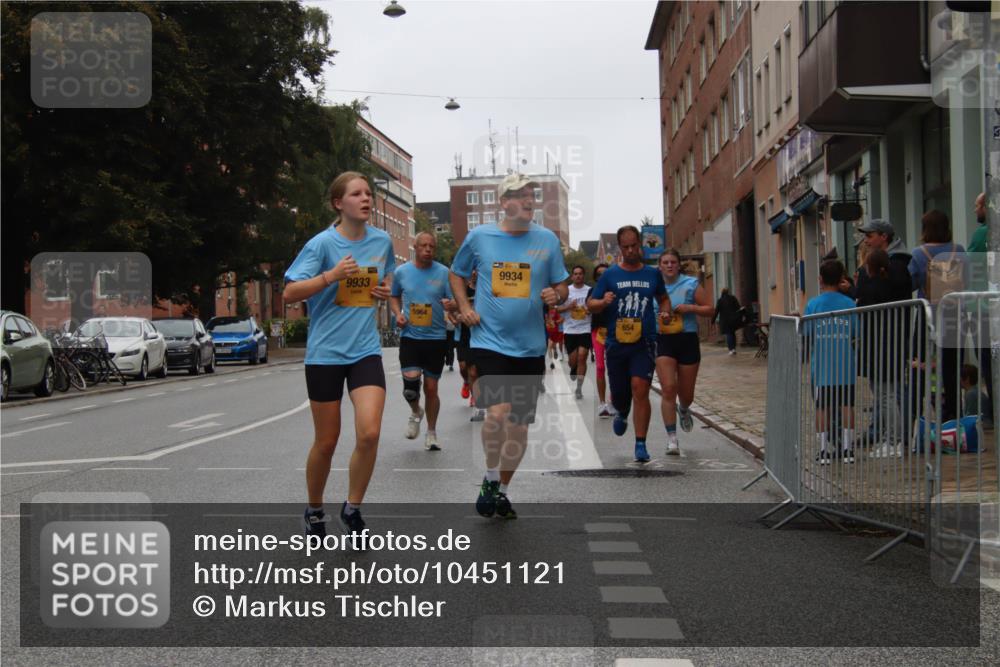 13.09.2026 - Kiel Lauf Markus Tischler http://msf.ph/oto/10451121 13.09.2026 09:43:23 Fleethörn 9933, 5964, 9934, 654, 5 meine-sportfotos.de