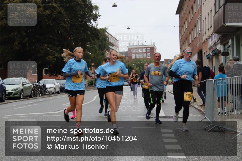 13.09.2026 - Kiel Lauf Markus Tischler http://msf.ph/oto/10451204 13.09.2026 09:43:51 Fleethörn 7121, 4098, 7744, 2868 meine-sportfotos.de