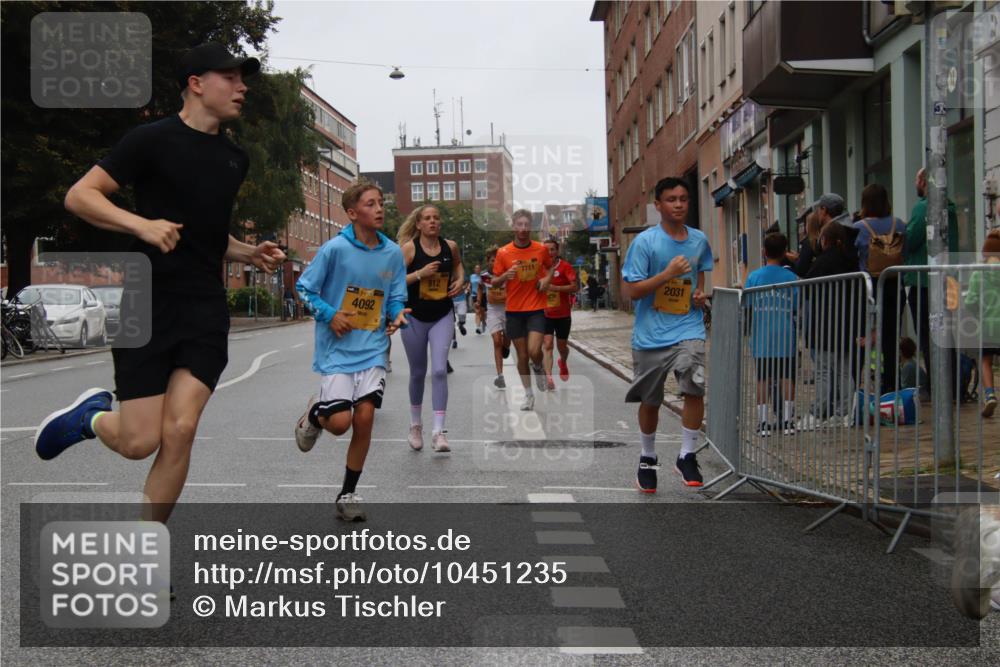 13.09.2026 - Kiel Lauf Markus Tischler http://msf.ph/oto/10451235 13.09.2026 09:43:55 Fleethörn 4092, 912, 7510, 7711, 2031 meine-sportfotos.de
