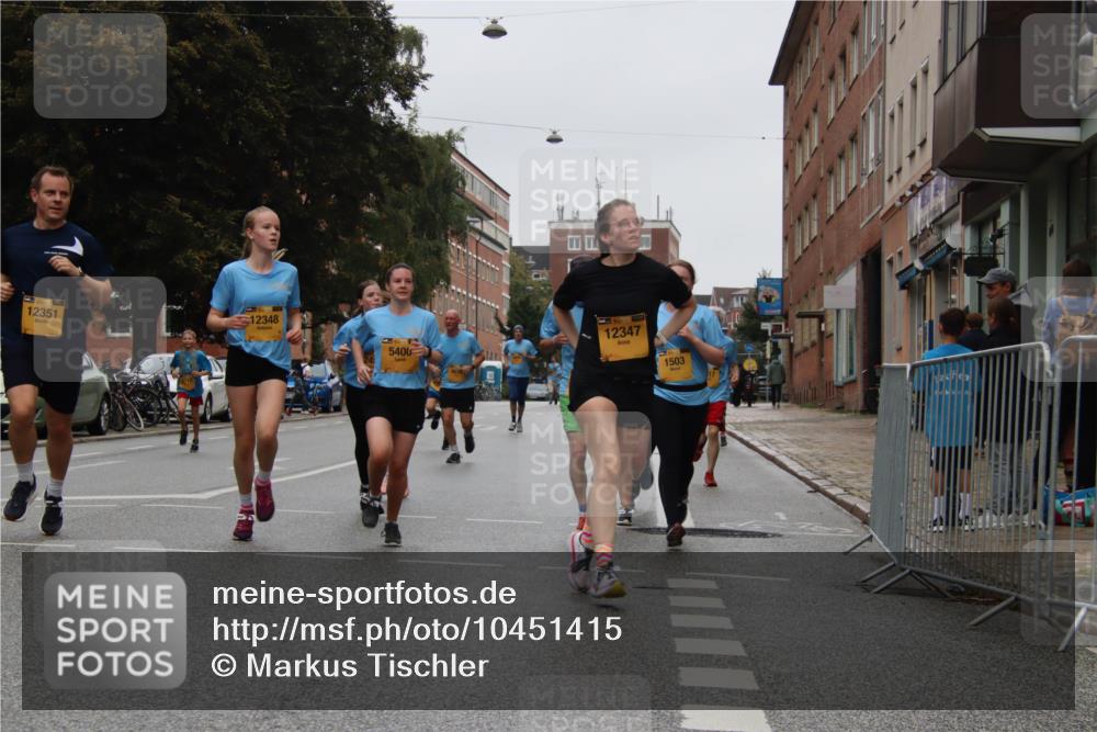 13.09.2026 - Kiel Lauf Markus Tischler http://msf.ph/oto/10451415 13.09.2026 09:44:51 Fleethörn 12351, 12348, 5400, 12347, 1503 meine-sportfotos.de