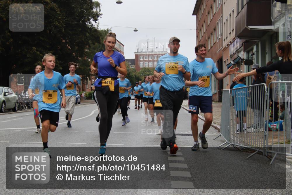 13.09.2026 - Kiel Lauf Markus Tischler http://msf.ph/oto/10451484 13.09.2026 09:45:11 Fleethörn 98, 4413, 3974, 1049, 12374, 557 meine-sportfotos.de