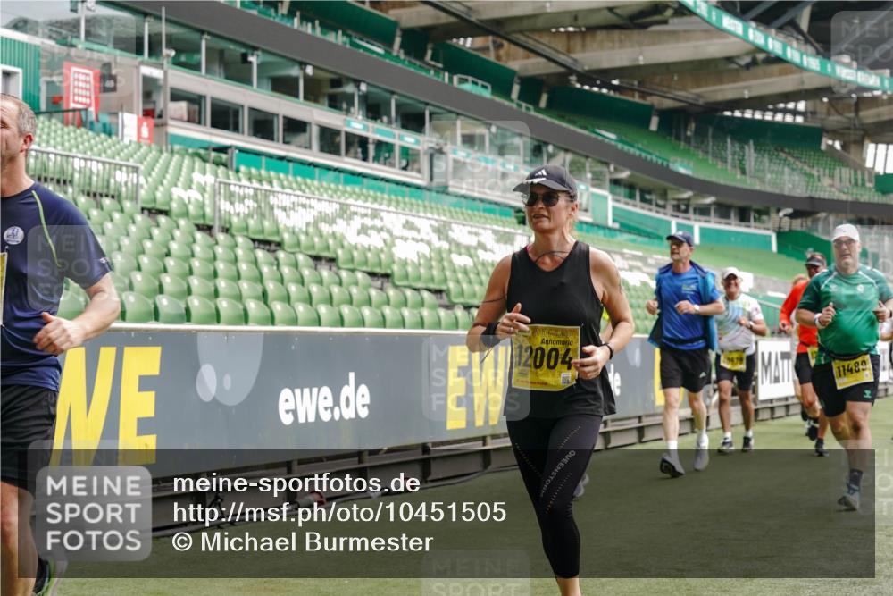 13.09.2026 - 21. swb-Marathon Bremen Michael Burmester http://msf.ph/oto/10451505 13.09.2026 10:31:27 Laufen im Stadion 10141, 10146, 10174, 10193, 10222, 10227, 10233, 10246, 10255, 10281, 10284, 10304, 10339, 10359, 10392, 10443, 10448, 10471, 10478, 10479, 10503, 10515, 10517, 10518, 10529, 10540, 10543, 10555, 10577, 10579, 10588, 10589, 10608, 10610, 10626, 10631, 10641, 10646, 10652, 10684, 10685, 10703, 10704, 10708, 10714, 10725, 10757, 10765, 10780, 10808, 10821, 10822, 10837, 10838, 10862, 10863, 10884, 10886, 10887, 10906, 10984, 11002, 11038, 11350, 11379 meine-sportfotos.de