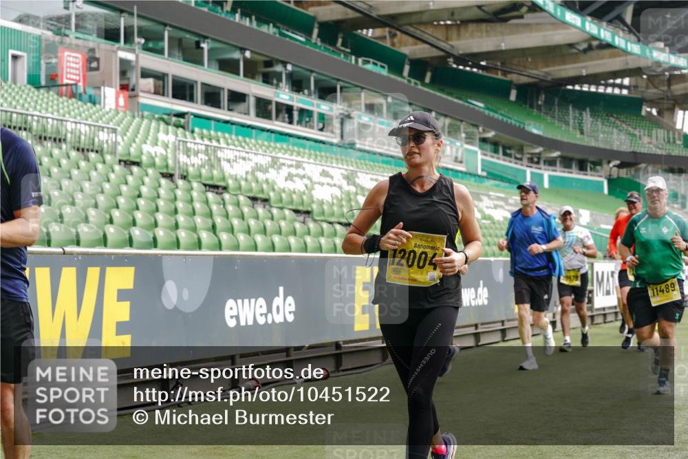 13.09.2026 - 21. swb-Marathon Bremen Michael Burmester http://msf.ph/oto/10451522 13.09.2026 10:31:27 Laufen im Stadion 10141, 10146, 10174, 10193, 10222, 10227, 10233, 10246, 10255, 10281, 10284, 10304, 10339, 10359, 10392, 10443, 10448, 10471, 10478, 10479, 10503, 10515, 10517, 10518, 10529, 10540, 10543, 10555, 10577, 10579, 10588, 10589, 10608, 10610, 10626, 10631, 10641, 10646, 10652, 10684, 10685, 10703, 10704, 10708, 10714, 10725, 10757, 10765, 10780, 10808, 10821, 10822, 10837, 10838, 10862, 10863, 10884, 10886, 10887, 10906, 10984, 11002, 11038, 11350, 11379 meine-sportfotos.de