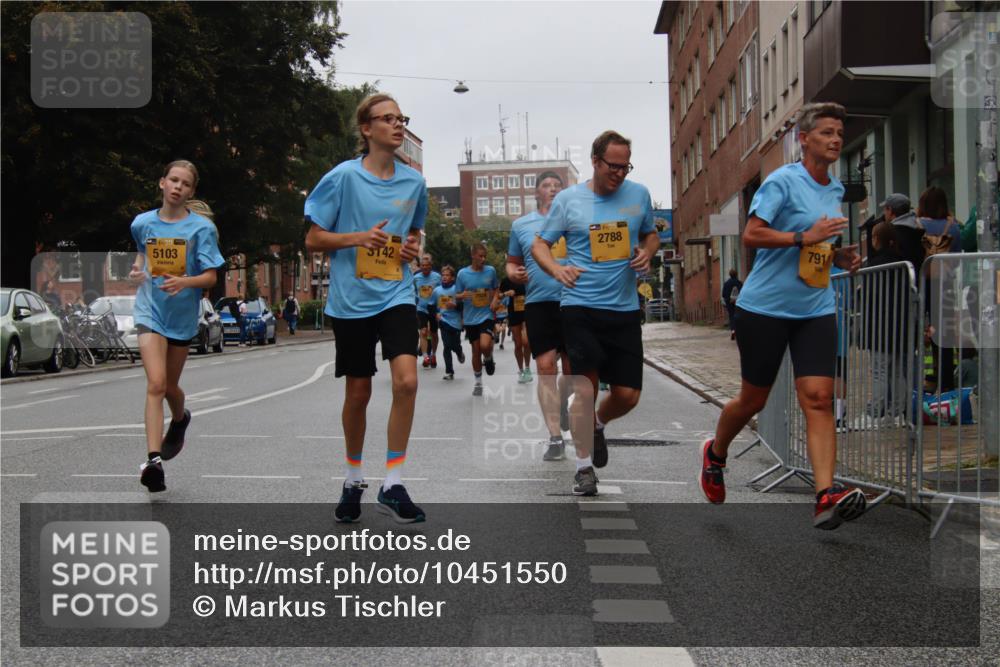 13.09.2026 - Kiel Lauf Markus Tischler http://msf.ph/oto/10451550 13.09.2026 09:45:23 Fleethörn 1, 35, 5103, 42, 2788, 791 meine-sportfotos.de
