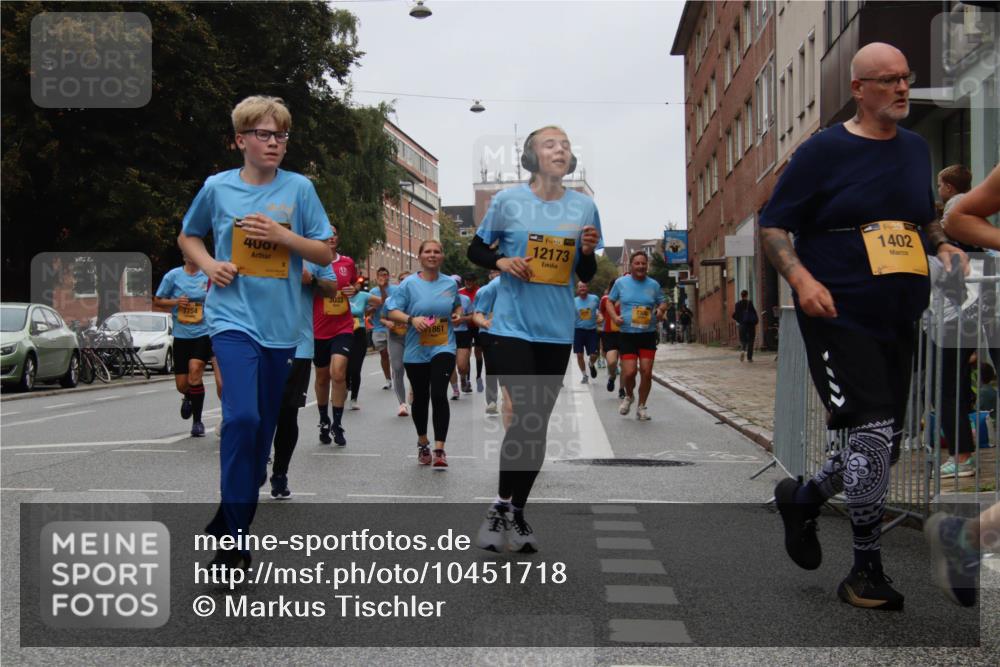 13.09.2026 - Kiel Lauf Markus Tischler http://msf.ph/oto/10451718 13.09.2026 09:46:08 Fleethörn 1754, 4007, 3033, 861, 39, 12173, 39, 1402 meine-sportfotos.de