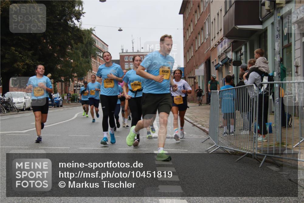 13.09.2026 - Kiel Lauf Markus Tischler http://msf.ph/oto/10451819 13.09.2026 09:46:32 Fleethörn 11964, 6074, 12622, 4906, 9141 meine-sportfotos.de