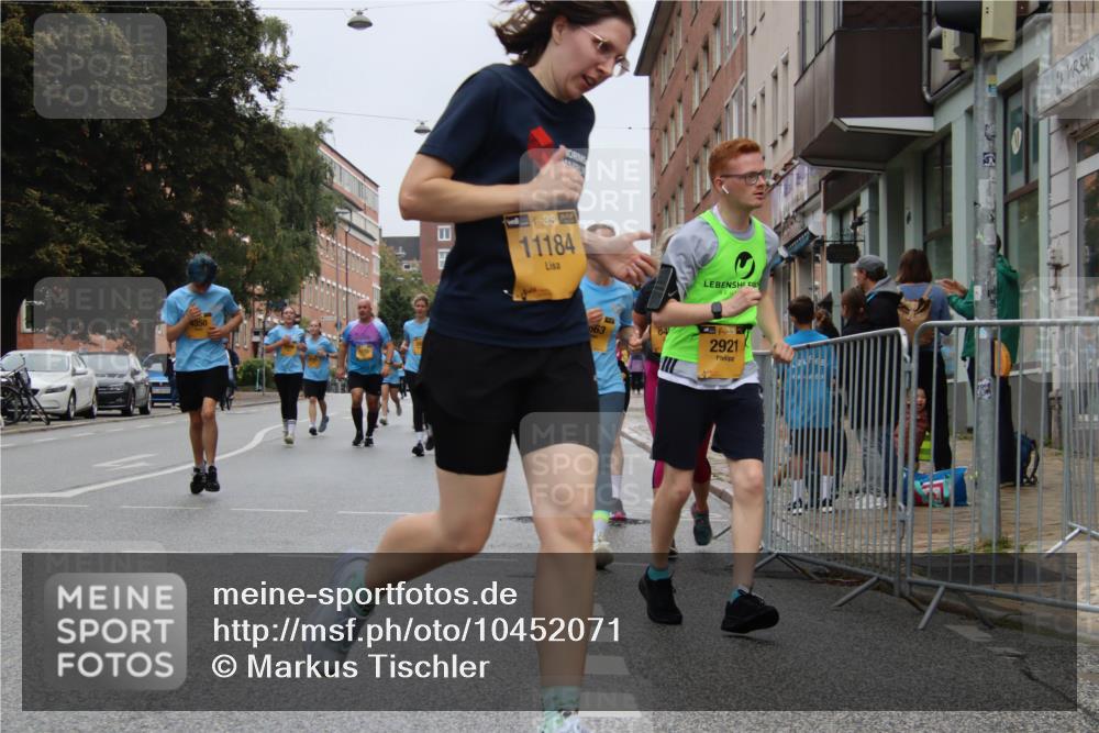 13.09.2026 - Kiel Lauf Markus Tischler http://msf.ph/oto/10452071 13.09.2026 09:48:03 Fleethörn 4350, 39, 11184, 63, 84, 39, 2921 meine-sportfotos.de