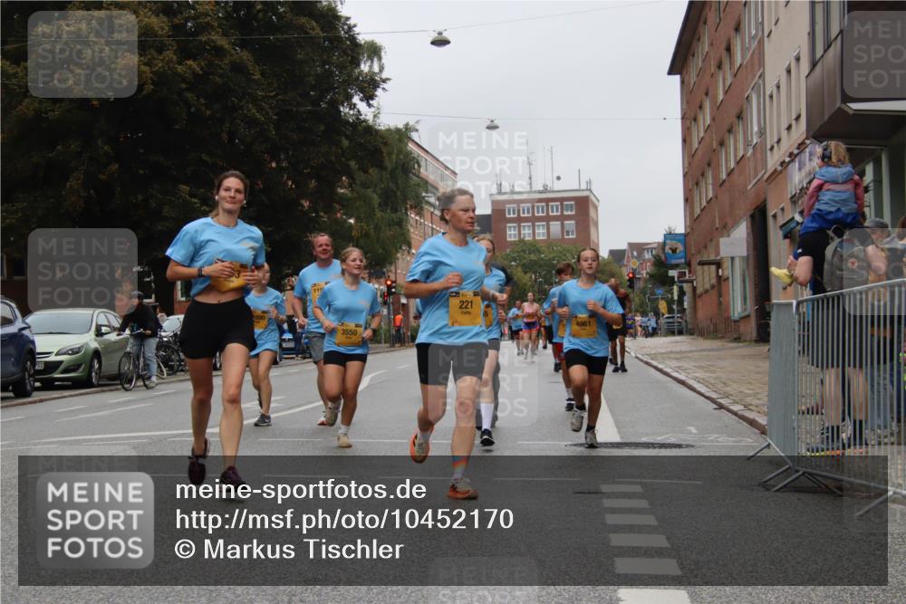 13.09.2026 - Kiel Lauf Markus Tischler http://msf.ph/oto/10452170 13.09.2026 09:48:34 Fleethörn 110, 3550, 221, 4961 meine-sportfotos.de
