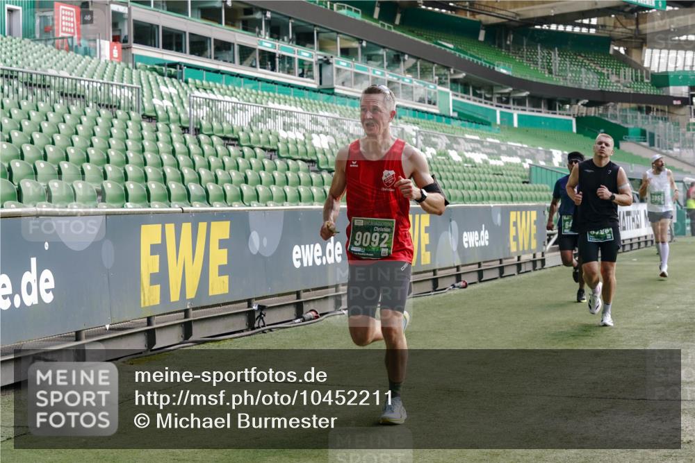13.09.2026 - 21. swb-Marathon Bremen Michael Burmester http://msf.ph/oto/10452211 13.09.2026 12:50:37 Laufen im Stadion 335, 469, 663, 670, 771, 779, 899, 1125, 1455, 1510, 1513, 1517, 1605, 1613, 1748, 1970, 1998, 2052, 2130, 2288, 2291, 2295, 2347, 2360, 2442, 2444, 2750, 2909, 3330, 3440, 3484, 3625, 3647, 3808, 3959, 3973, 4023, 4033, 4247, 4368, 4384, 4473, 4559, 4582, 4727, 4743, 4781, 4782, 4852, 4888, 4990, 5066, 5111, 5155, 5314, 5377, 5383, 5521, 5532, 5570, 5585, 5594, 5620, 5627, 5636, 5696, 6267, 6274, 6471, 6652, 6668, 6842, 6901, 6906, 7109, 7115, 7121, 8033, 8798 meine-sportfotos.de