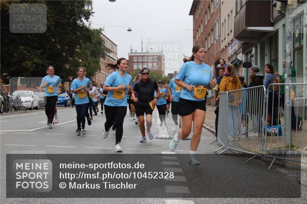 13.09.2026 - Kiel Lauf Markus Tischler http://msf.ph/oto/10452328 13.09.2026 09:49:19 Fleethörn 7142, 5184, 4856, 9122 meine-sportfotos.de