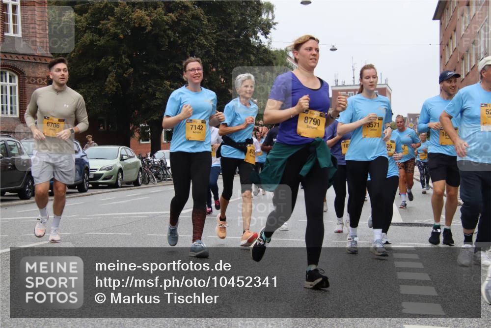 13.09.2026 - Kiel Lauf Markus Tischler http://msf.ph/oto/10452341 13.09.2026 09:49:22 Fleethörn 39, 6706, 1, 39, 7142, 139, 8790, 10, 3571, 25, 52 meine-sportfotos.de