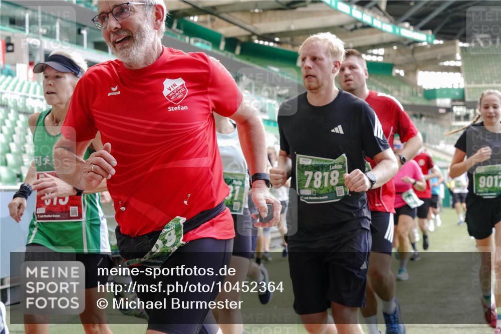 13.09.2026 - 21. swb-Marathon Bremen Michael Burmester http://msf.ph/oto/10452364 13.09.2026 13:10:00 Laufen im Stadion 164, 383, 391, 448, 532, 549, 563, 581, 625, 813, 869, 898, 1025, 1072, 1150, 1180, 1398, 1738, 1855, 1867, 1880, 1894, 1967, 2202, 2208, 2232, 2243, 2268, 2284, 2333, 2339, 2342, 2380, 2413, 2429, 2432, 2441, 2467, 2471, 2525, 2530, 2553, 2573, 2594, 2654, 2682, 2692, 2714, 2717, 2785, 2819, 2823, 2841, 2897, 2920, 2931, 2932, 2941, 3032, 3063, 3086, 3089, 3122, 3174, 3208, 3291, 3316, 3327, 3333, 3370, 3398, 3410, 3437, 3470, 3707, 3769, 109 meine-sportfotos.de