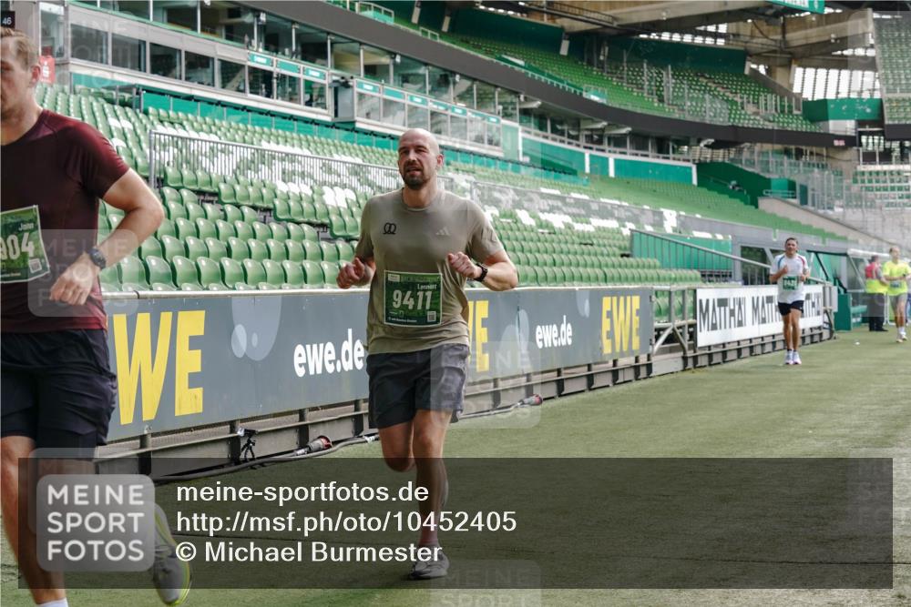 13.09.2026 - 21. swb-Marathon Bremen Michael Burmester http://msf.ph/oto/10452405 13.09.2026 12:50:44 Laufen im Stadion 335, 469, 663, 670, 771, 779, 1125, 1146, 1162, 1455, 1510, 1513, 1517, 1605, 1613, 1970, 1998, 2052, 2130, 2288, 2291, 2295, 2347, 2360, 2442, 2444, 2750, 2909, 3330, 3440, 3484, 3625, 3647, 3703, 3808, 3959, 4023, 4033, 4368, 4384, 4473, 4559, 4582, 4727, 4743, 4781, 4782, 4888, 4895, 5066, 5111, 5155, 5314, 5377, 5383, 5521, 5532, 5570, 5585, 5594, 5620, 5627, 5636, 5696, 6267, 6274, 6471, 6652, 6668, 6842, 6901, 6906, 7109, 7115, 7121, 8033, 8798 meine-sportfotos.de