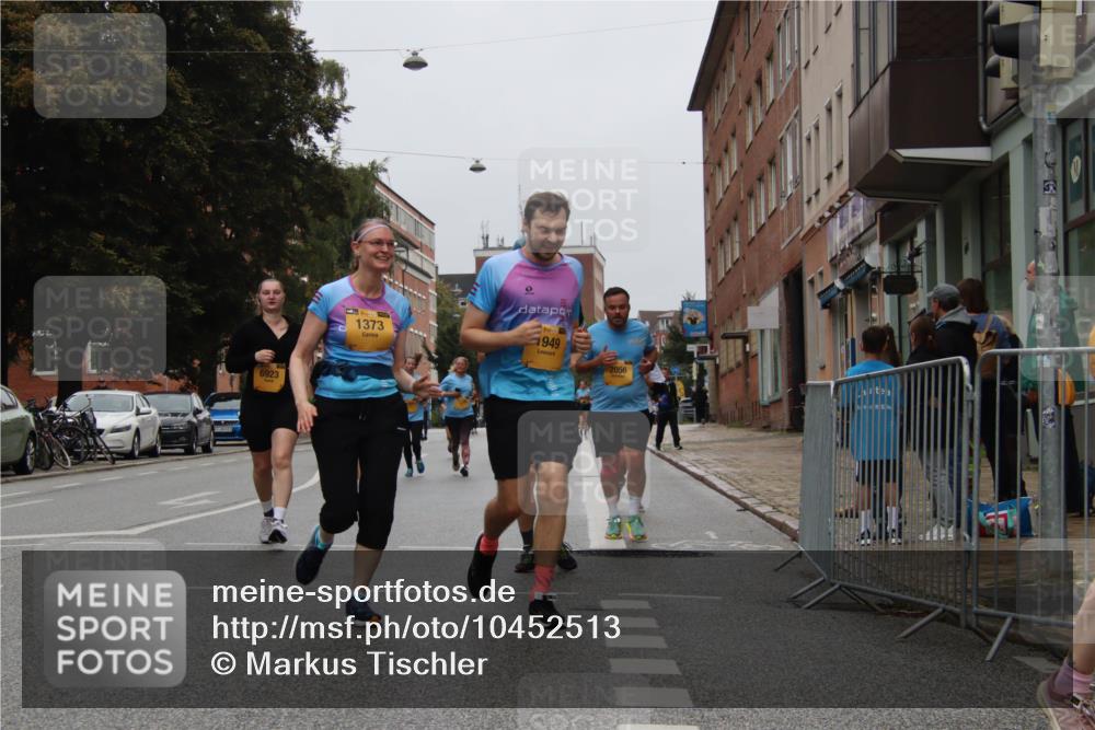 13.09.2026 - Kiel Lauf Markus Tischler http://msf.ph/oto/10452513 13.09.2026 09:50:11 Fleethörn 6923, 1373, 1949, 2056 meine-sportfotos.de