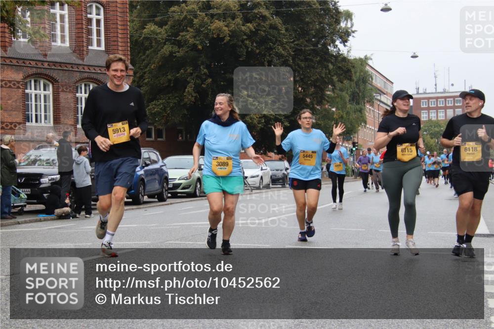 13.09.2026 - Kiel Lauf Markus Tischler http://msf.ph/oto/10452562 13.09.2026 09:50:22 Fleethörn 4444, 5913, 130, 3089, 5445, 6115, 6118 meine-sportfotos.de