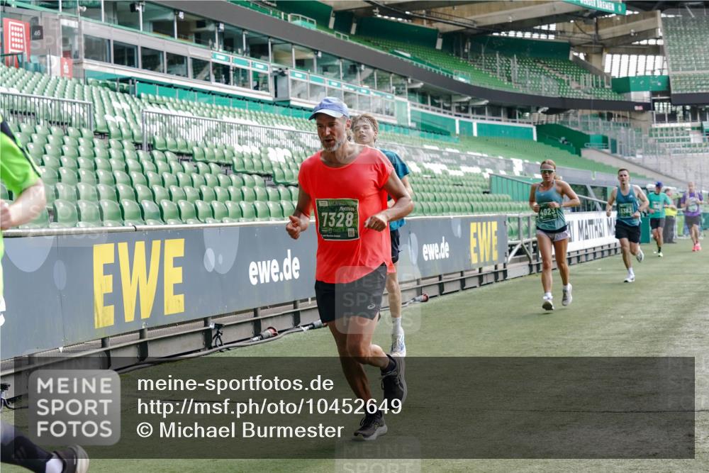 13.09.2026 - 21. swb-Marathon Bremen Michael Burmester http://msf.ph/oto/10452649 13.09.2026 12:50:55 Laufen im Stadion 335, 469, 663, 670, 771, 779, 1125, 1146, 1162, 1455, 1510, 1513, 1517, 1605, 1613, 1970, 1998, 2052, 2130, 2288, 2291, 2295, 2347, 2360, 2442, 2444, 2447, 2750, 2759, 2909, 3440, 3484, 3625, 3647, 3703, 3808, 3959, 4023, 4165, 4368, 4384, 4429, 4473, 4559, 4571, 4582, 4727, 4743, 4781, 4782, 4888, 4895, 5066, 5079, 5111, 5155, 5168, 5314, 5377, 5383, 5521, 5532, 5585, 5620, 5627, 5636, 5696, 6267, 6274, 6471, 6652, 6668, 6901, 6906, 7109, 7115, 7121, 8033, 8798 meine-sportfotos.de