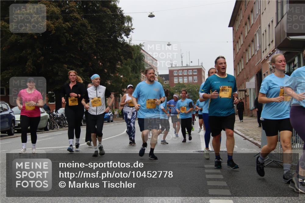 13.09.2026 - Kiel Lauf Markus Tischler http://msf.ph/oto/10452778 13.09.2026 09:51:40 Fleethörn 107, 6679, 10275, 1735, 11312, 6867 meine-sportfotos.de