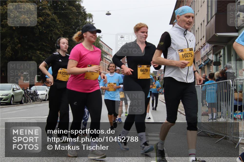 13.09.2026 - Kiel Lauf Markus Tischler http://msf.ph/oto/10452788 13.09.2026 09:51:43 Fleethörn 39, 12258, 171, 0280, 6679, 1139, 10275 meine-sportfotos.de