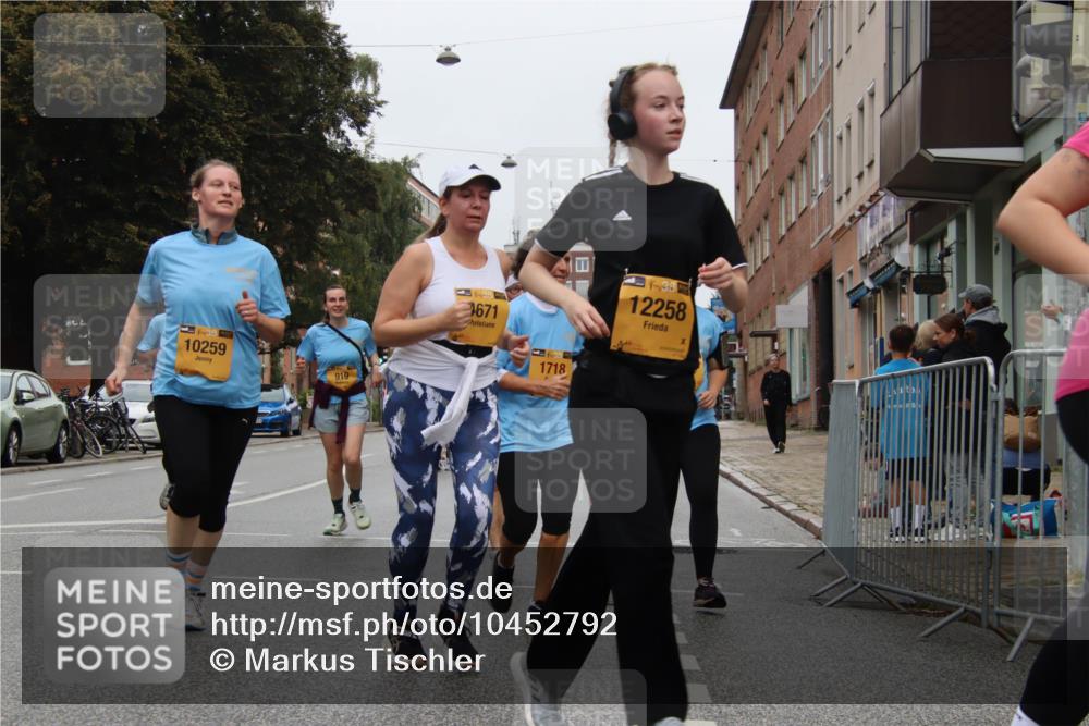 13.09.2026 - Kiel Lauf Markus Tischler http://msf.ph/oto/10452792 13.09.2026 09:51:44 Fleethörn 3, 10259, 919, 1938, 1671, 1718, 1, 38, 12258 meine-sportfotos.de