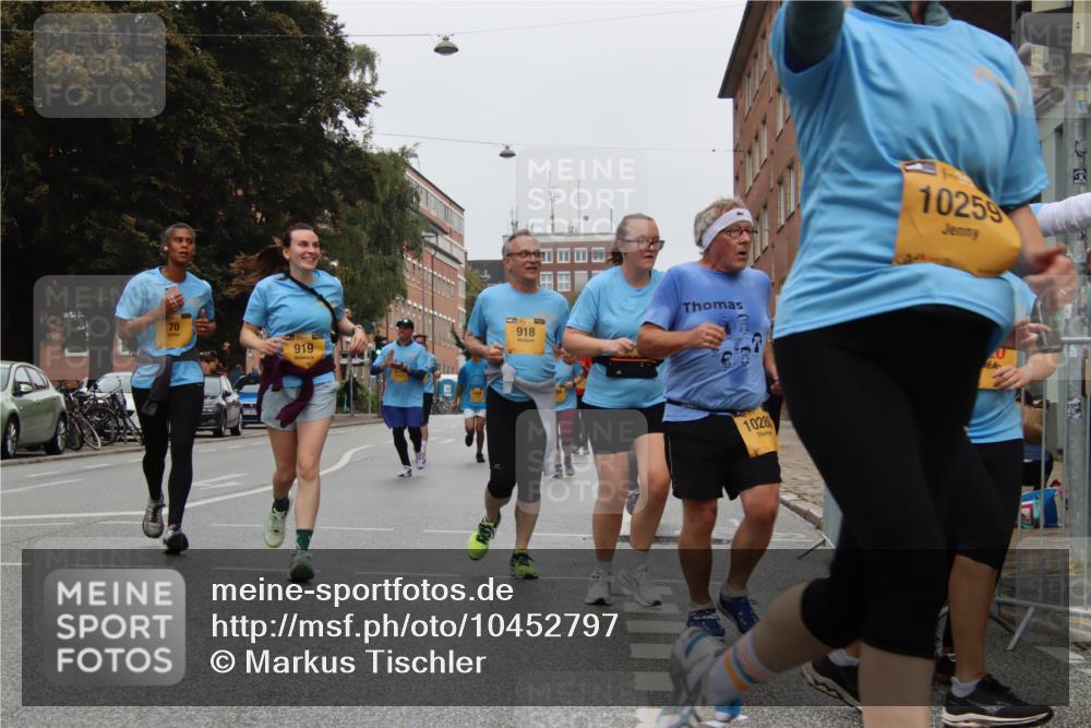 13.09.2026 - Kiel Lauf Markus Tischler http://msf.ph/oto/10452797 13.09.2026 09:51:45 Fleethörn 70, 919, 11, 35, 918, 1028, 10259 meine-sportfotos.de