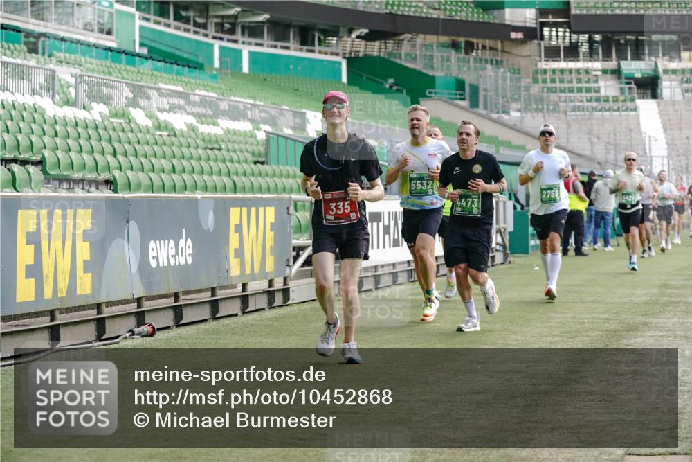 13.09.2026 - 21. swb-Marathon Bremen Michael Burmester http://msf.ph/oto/10452868 13.09.2026 12:51:07 Laufen im Stadion 335, 469, 663, 670, 734, 771, 1043, 1125, 1146, 1162, 1455, 1510, 1513, 1517, 1605, 1613, 1970, 1998, 2052, 2130, 2288, 2291, 2295, 2347, 2360, 2442, 2444, 2447, 2759, 2847, 3440, 3484, 3625, 3647, 3703, 3808, 3959, 4023, 4165, 4368, 4429, 4473, 4559, 4571, 4582, 4727, 4781, 4782, 4888, 4895, 5066, 5079, 5111, 5155, 5168, 5314, 5377, 5379, 5383, 5521, 5532, 5585, 5620, 5627, 5636, 5696, 6267, 6274, 6471, 6652, 6668, 6901, 6906, 7115, 7121, 8033, 8798 meine-sportfotos.de