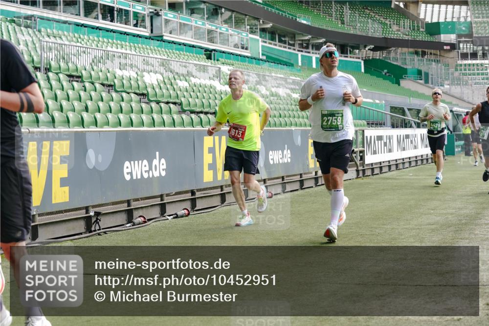13.09.2026 - 21. swb-Marathon Bremen Michael Burmester http://msf.ph/oto/10452951 13.09.2026 12:51:12 Laufen im Stadion 235, 335, 469, 663, 670, 734, 771, 863, 1043, 1125, 1146, 1162, 1455, 1510, 1513, 1517, 1605, 1613, 1970, 1998, 2052, 2130, 2288, 2291, 2295, 2347, 2360, 2442, 2444, 2447, 2759, 2847, 3440, 3484, 3566, 3625, 3647, 3703, 3808, 3959, 4023, 4165, 4368, 4429, 4473, 4559, 4571, 4573, 4582, 4727, 4781, 4782, 4888, 4895, 5066, 5079, 5111, 5152, 5155, 5168, 5314, 5377, 5379, 5383, 5521, 5532, 5620, 5627, 5636, 5696, 6267, 6274, 6471, 6652, 6668, 6901, 6906, 7115, 7121, 8033, 8798 meine-sportfotos.de