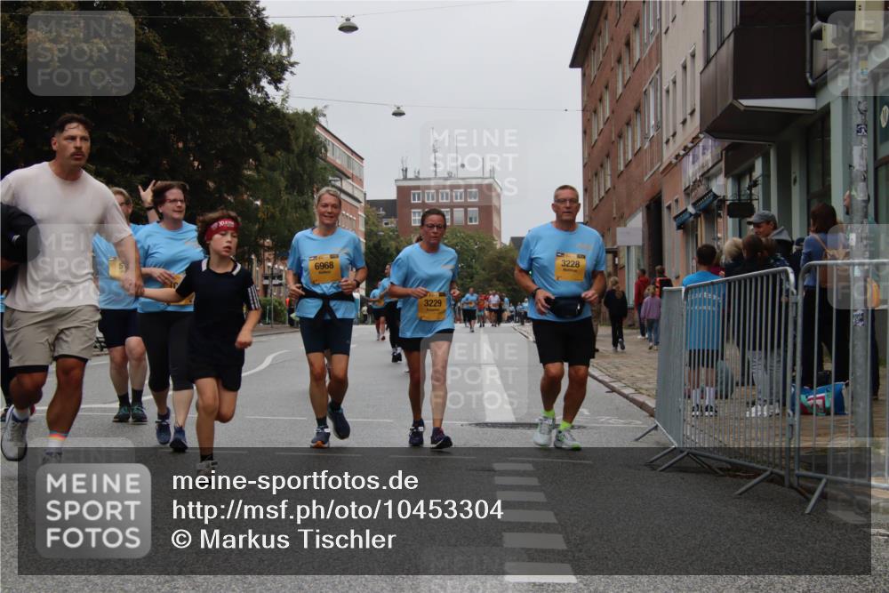 13.09.2026 - Kiel Lauf Markus Tischler http://msf.ph/oto/10453304 13.09.2026 09:54:54 Fleethörn 6968, 3229, 3228 meine-sportfotos.de