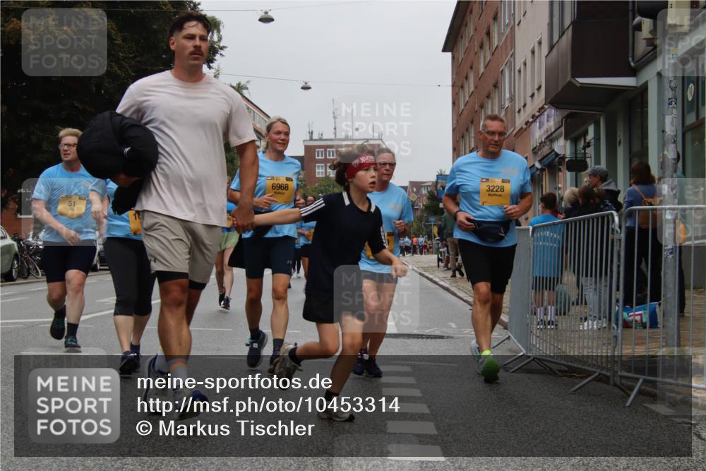 13.09.2026 - Kiel Lauf Markus Tischler http://msf.ph/oto/10453314 13.09.2026 09:54:54 Fleethörn 51, 38, 6968, 3228 meine-sportfotos.de