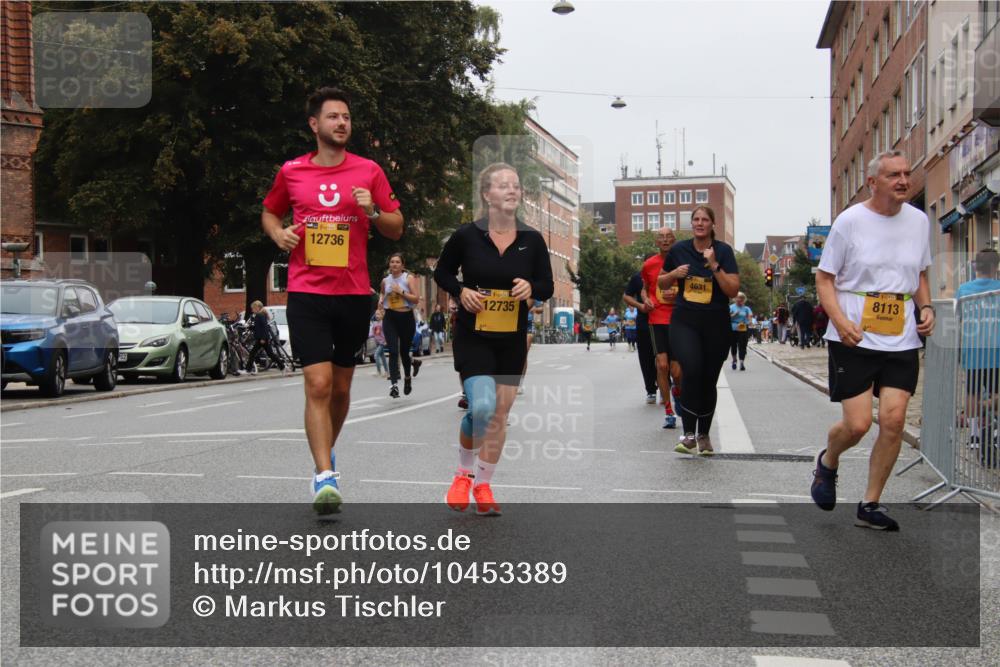 13.09.2026 - Kiel Lauf Markus Tischler http://msf.ph/oto/10453389 13.09.2026 09:55:33 Fleethörn 12736, 12735, 4631, 8113 meine-sportfotos.de