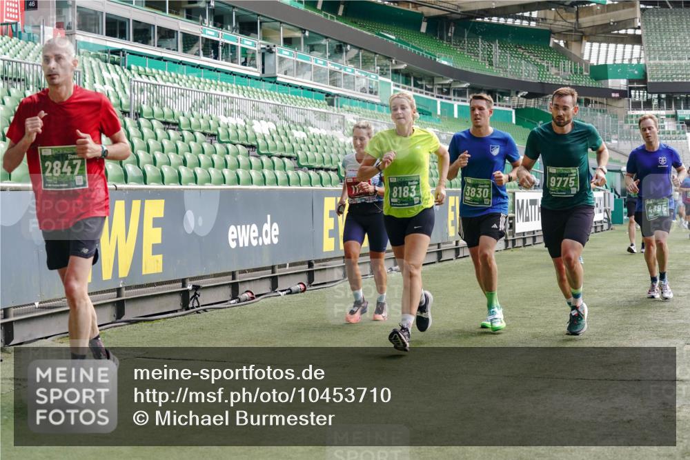 13.09.2026 - 21. swb-Marathon Bremen Michael Burmester http://msf.ph/oto/10453710 13.09.2026 12:51:39 Laufen im Stadion 107, 235, 335, 734, 771, 863, 1043, 1125, 1146, 1162, 1232, 1455, 1492, 1510, 1513, 1613, 1955, 1970, 1998, 2008, 2130, 2295, 2360, 2442, 2444, 2447, 2498, 2759, 2847, 3085, 3336, 3440, 3448, 3484, 3566, 3647, 3703, 3808, 3830, 3899, 3959, 3988, 4023, 4165, 4283, 4368, 4429, 4473, 4475, 4559, 4571, 4573, 4582, 4727, 4781, 4782, 4888, 4895, 5066, 5079, 5152, 5155, 5168, 5314, 5379, 5521, 5532, 5620, 5627, 5636, 5696, 6267, 6274, 6471, 6668, 6901, 8033, 8798 meine-sportfotos.de