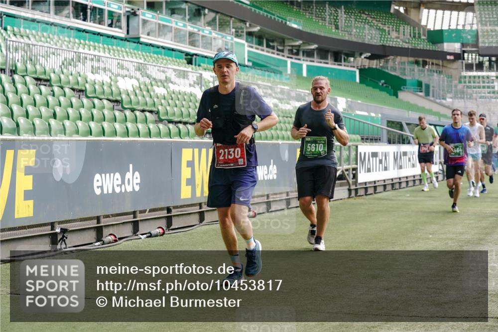 13.09.2026 - 21. swb-Marathon Bremen Michael Burmester http://msf.ph/oto/10453817 13.09.2026 12:51:43 Laufen im Stadion 107, 235, 335, 683, 734, 771, 792, 863, 1033, 1043, 1125, 1146, 1162, 1232, 1455, 1492, 1510, 1613, 1955, 1970, 1998, 2008, 2130, 2295, 2442, 2444, 2447, 2480, 2498, 2759, 2767, 2847, 3085, 3336, 3440, 3448, 3484, 3566, 3703, 3808, 3830, 3899, 3959, 3988, 4023, 4165, 4283, 4368, 4429, 4473, 4475, 4559, 4571, 4573, 4582, 4727, 4781, 4782, 4888, 4895, 5066, 5079, 5152, 5155, 5168, 5314, 5379, 5521, 5532, 5620, 5627, 5696, 6274, 6471, 6668, 6901, 8033, 8798 meine-sportfotos.de