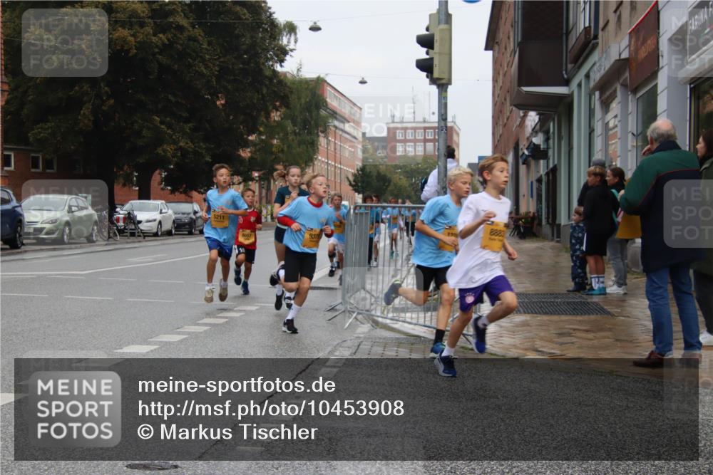 13.09.2026 - Kiel Lauf Markus Tischler http://msf.ph/oto/10453908 13.09.2026 08:51:18 Fleethörn 5211, 10, 8657, 937, 8823 meine-sportfotos.de