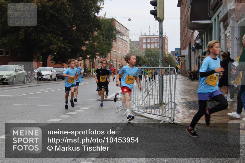 13.09.2026 - Kiel Lauf Markus Tischler http://msf.ph/oto/10453954 13.09.2026 08:51:32 Fleethörn 2020, 8538, 6532, 3779 meine-sportfotos.de