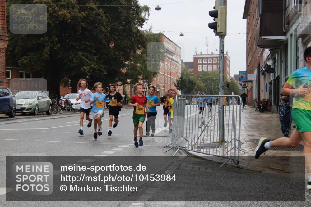 13.09.2026 - Kiel Lauf Markus Tischler http://msf.ph/oto/10453984 13.09.2026 08:51:42 Fleethörn 3901, 7034, 2015, 3557 meine-sportfotos.de