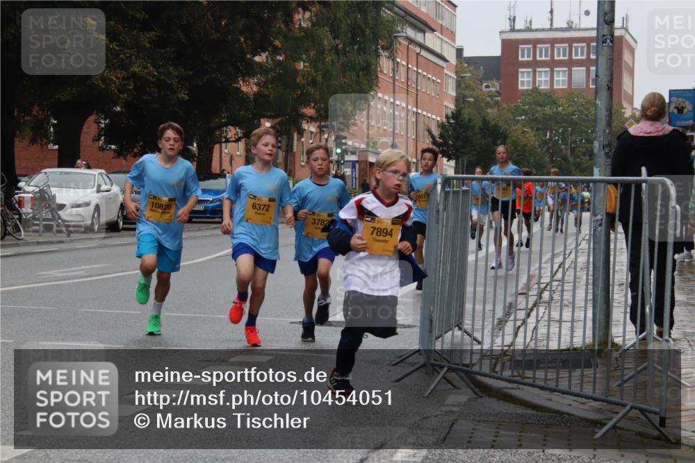13.09.2026 - Kiel Lauf Markus Tischler http://msf.ph/oto/10454051 13.09.2026 08:52:04 Fleethörn 10826, 611, 38, 6372, 39, 3782, 7894, 6517 meine-sportfotos.de