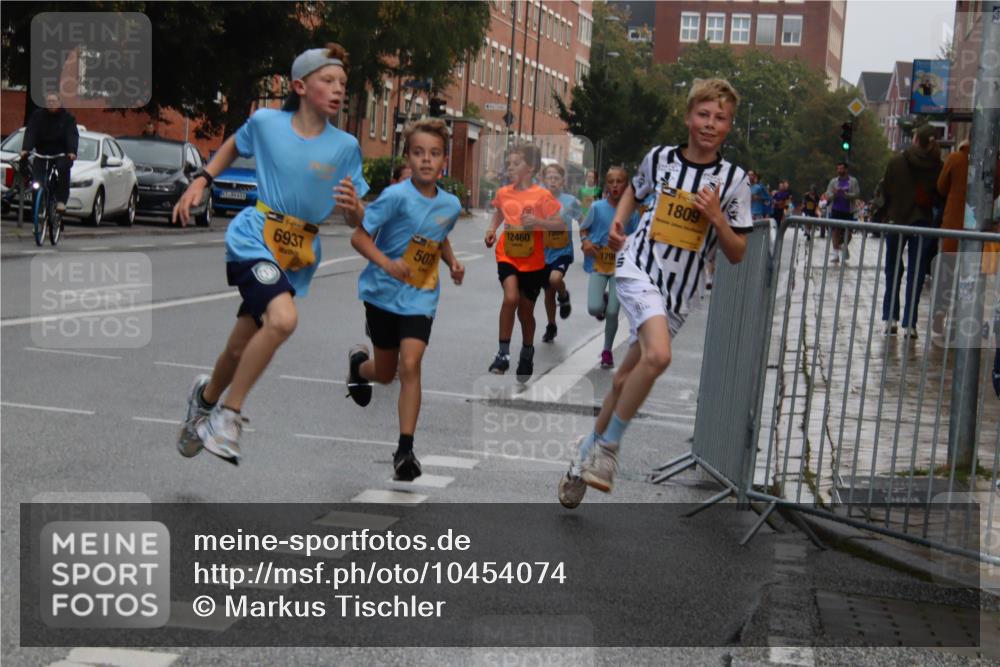 13.09.2026 - Kiel Lauf Markus Tischler http://msf.ph/oto/10454074 13.09.2026 08:52:16 Fleethörn 6937, 50, 12460, 7009, 179, 1809 meine-sportfotos.de