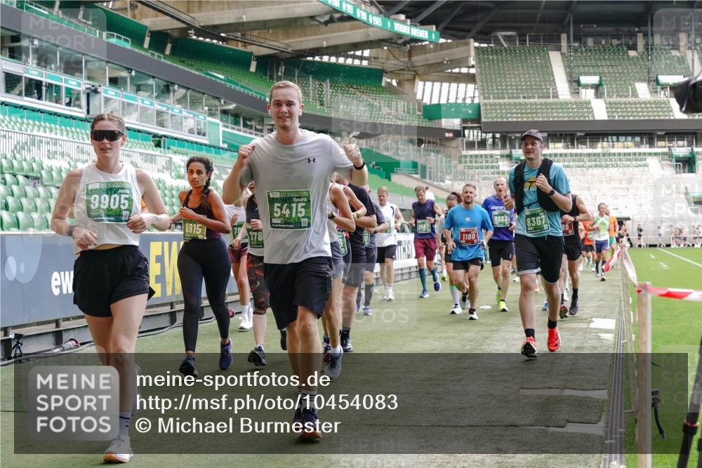 13.09.2026 - 21. swb-Marathon Bremen Michael Burmester http://msf.ph/oto/10454083 13.09.2026 13:10:32 Laufen im Stadion 164, 265, 373, 383, 391, 448, 532, 563, 581, 813, 869, 898, 984, 1072, 1180, 1738, 1855, 1867, 1894, 1967, 2202, 2208, 2232, 2243, 2268, 2284, 2299, 2330, 2333, 2339, 2342, 2432, 2441, 2443, 2471, 2525, 2530, 2531, 2553, 2573, 2589, 2594, 2654, 2669, 2682, 2714, 2717, 2784, 2785, 2819, 2836, 2920, 2931, 2932, 3026, 3032, 3063, 3086, 3089, 3122, 3159, 3174, 3207, 3208, 3291, 3316, 3327, 3333, 3352, 3370, 3398, 3409, 3410, 3437, 3470, 3549, 3707, 3769, 109 meine-sportfotos.de