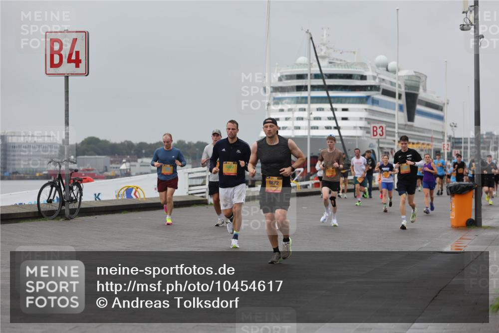 13.09.2026 - Kiel Lauf Andreas Tolksdorf http://msf.ph/oto/10454617 13.09.2026 11:54:42 Kiellinie 4, 8007, 8872, 3 meine-sportfotos.de