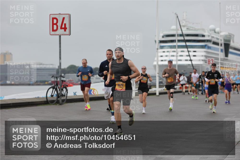 13.09.2026 - Kiel Lauf Andreas Tolksdorf http://msf.ph/oto/10454651 13.09.2026 11:54:43 Kiellinie 4, 8872, 3 meine-sportfotos.de
