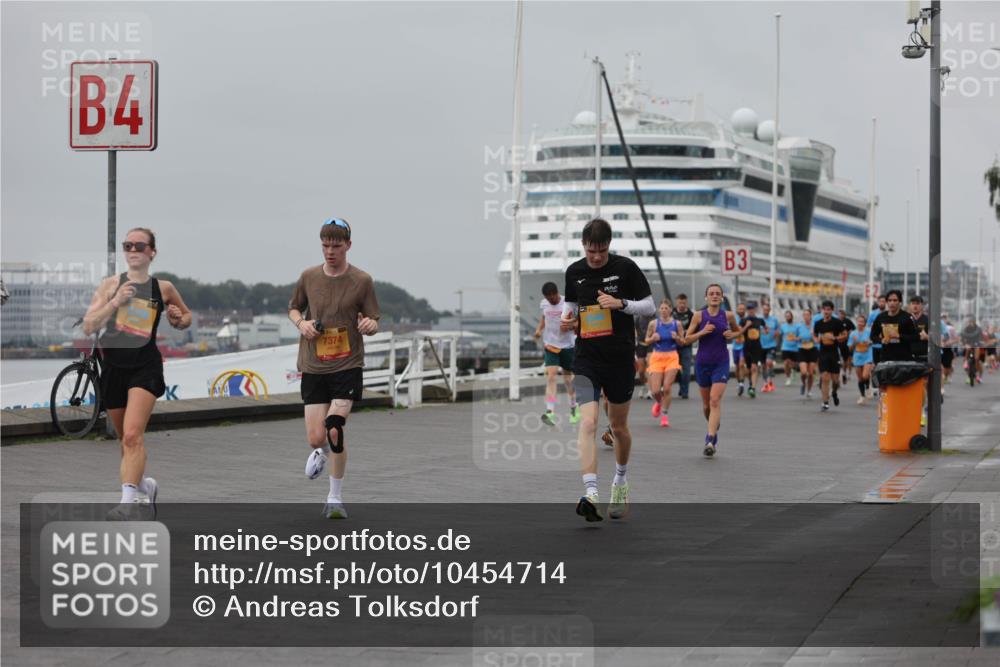 13.09.2026 - Kiel Lauf Andreas Tolksdorf http://msf.ph/oto/10454714 13.09.2026 11:54:46 Kiellinie 4, 7374, 3 meine-sportfotos.de