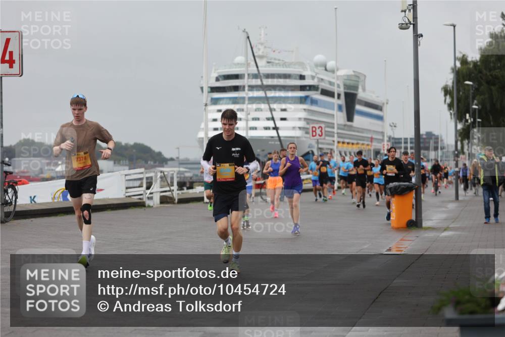 13.09.2026 - Kiel Lauf Andreas Tolksdorf http://msf.ph/oto/10454724 13.09.2026 11:54:47 Kiellinie 4, 7374, 39, 3 meine-sportfotos.de