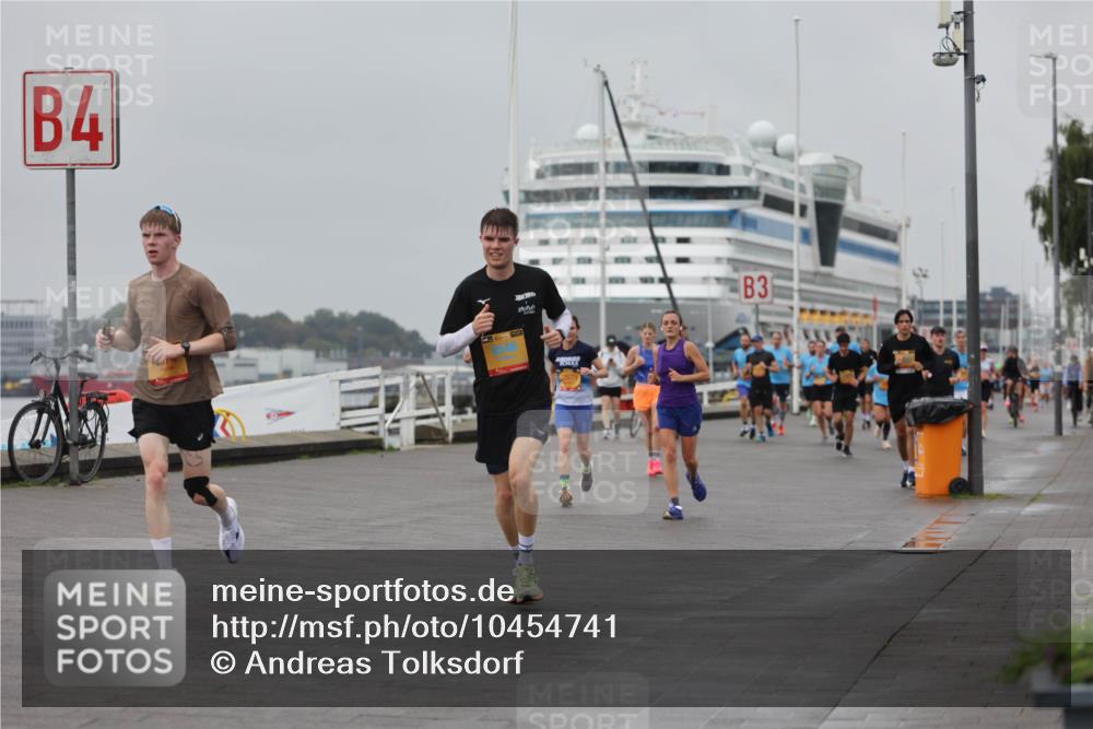 13.09.2026 - Kiel Lauf Andreas Tolksdorf http://msf.ph/oto/10454741 13.09.2026 11:54:47 Kiellinie 4, 3 meine-sportfotos.de