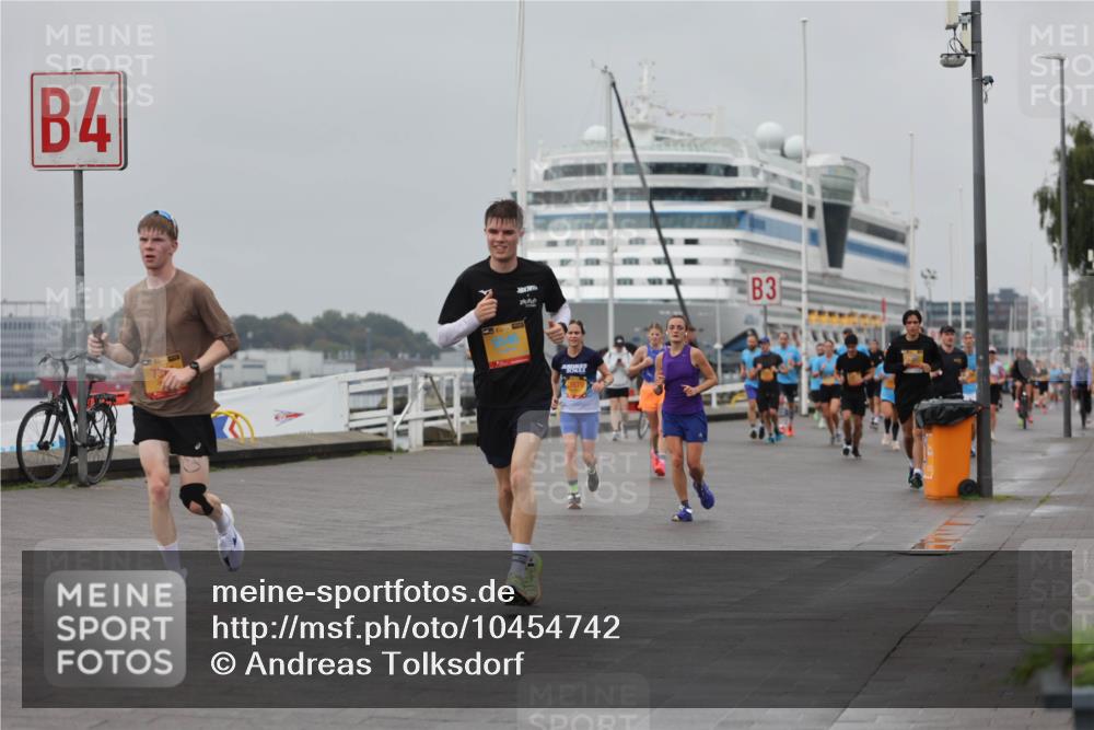 13.09.2026 - Kiel Lauf Andreas Tolksdorf http://msf.ph/oto/10454742 13.09.2026 11:54:47 Kiellinie 4, 3 meine-sportfotos.de